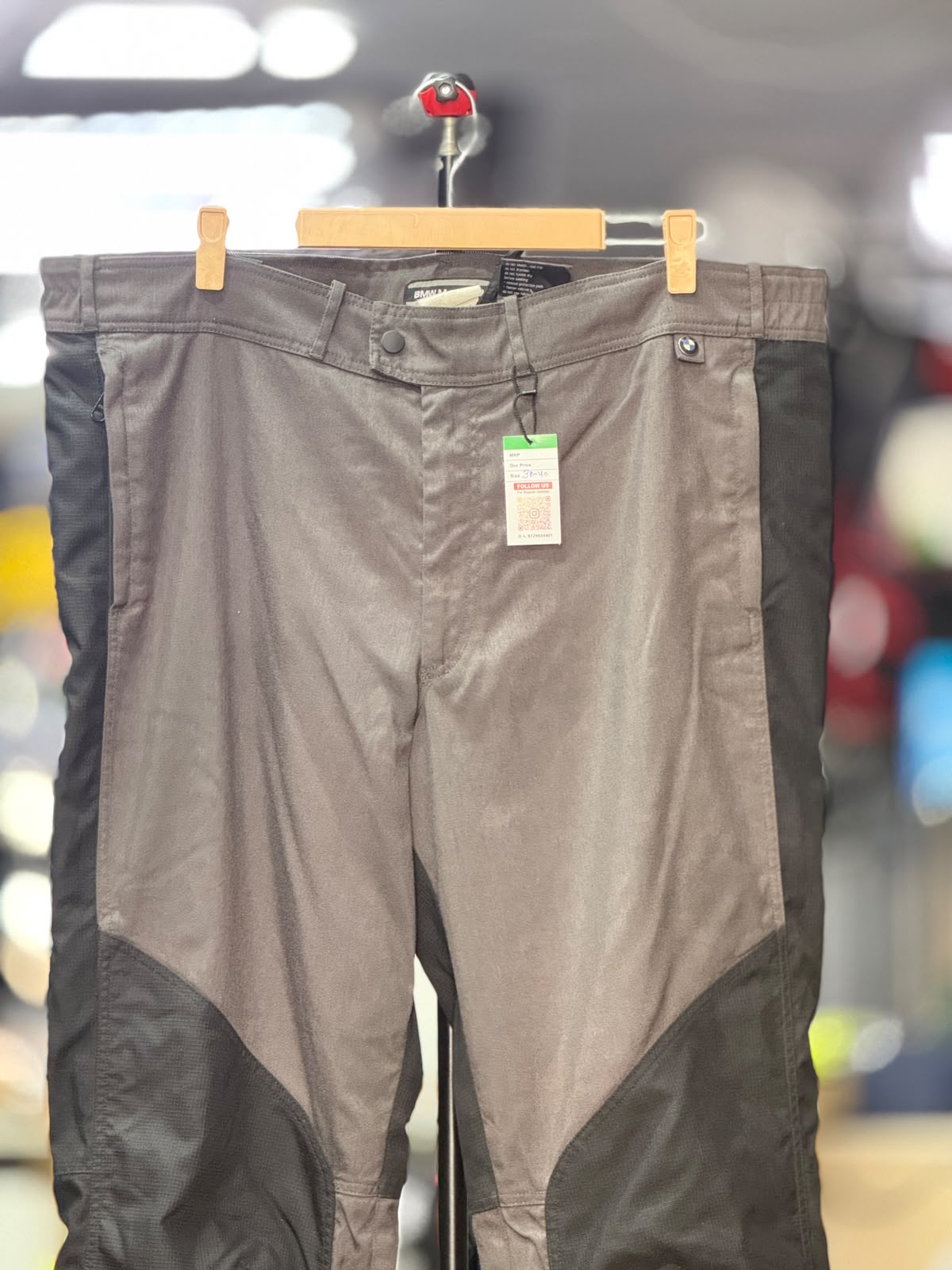 BMW MOTERRAD TOURING RIDING PANT WITH LEVEL 2 PROTECTION SIZE 40 WAIST - Image 3