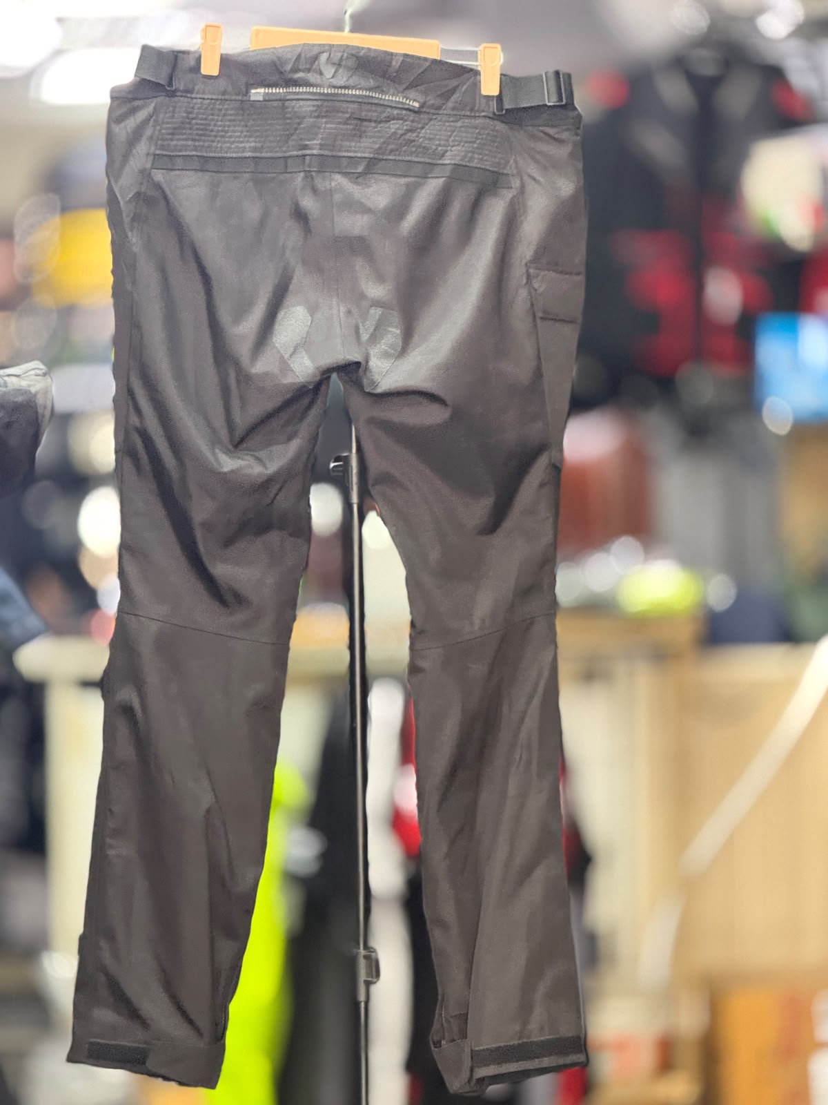 REVIT TOURING RIDING PANT WITH LEVEL 2 PROTECTION SIZE 40 WAIST - Image 7