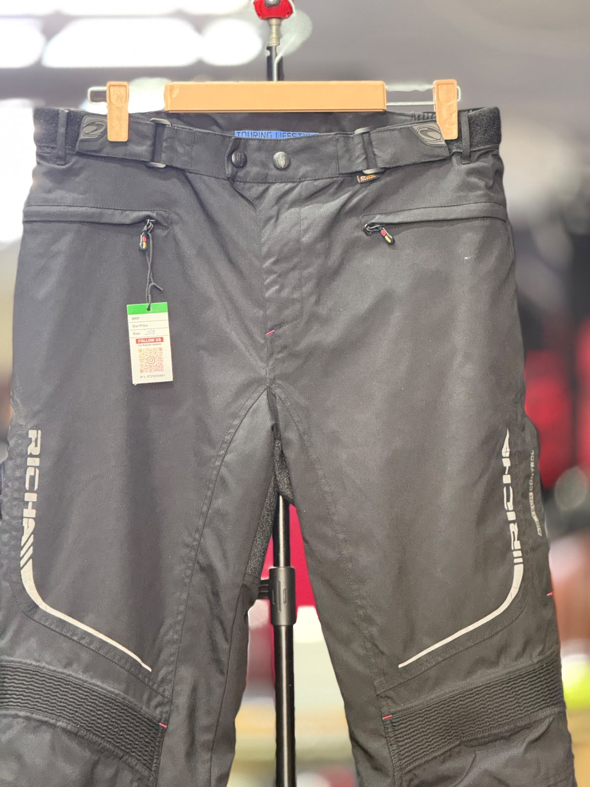 RICHA TOURING RIDING PANT WITH LEVEL 2 PROTECTION SIZE 38 WAIST - Image 5
