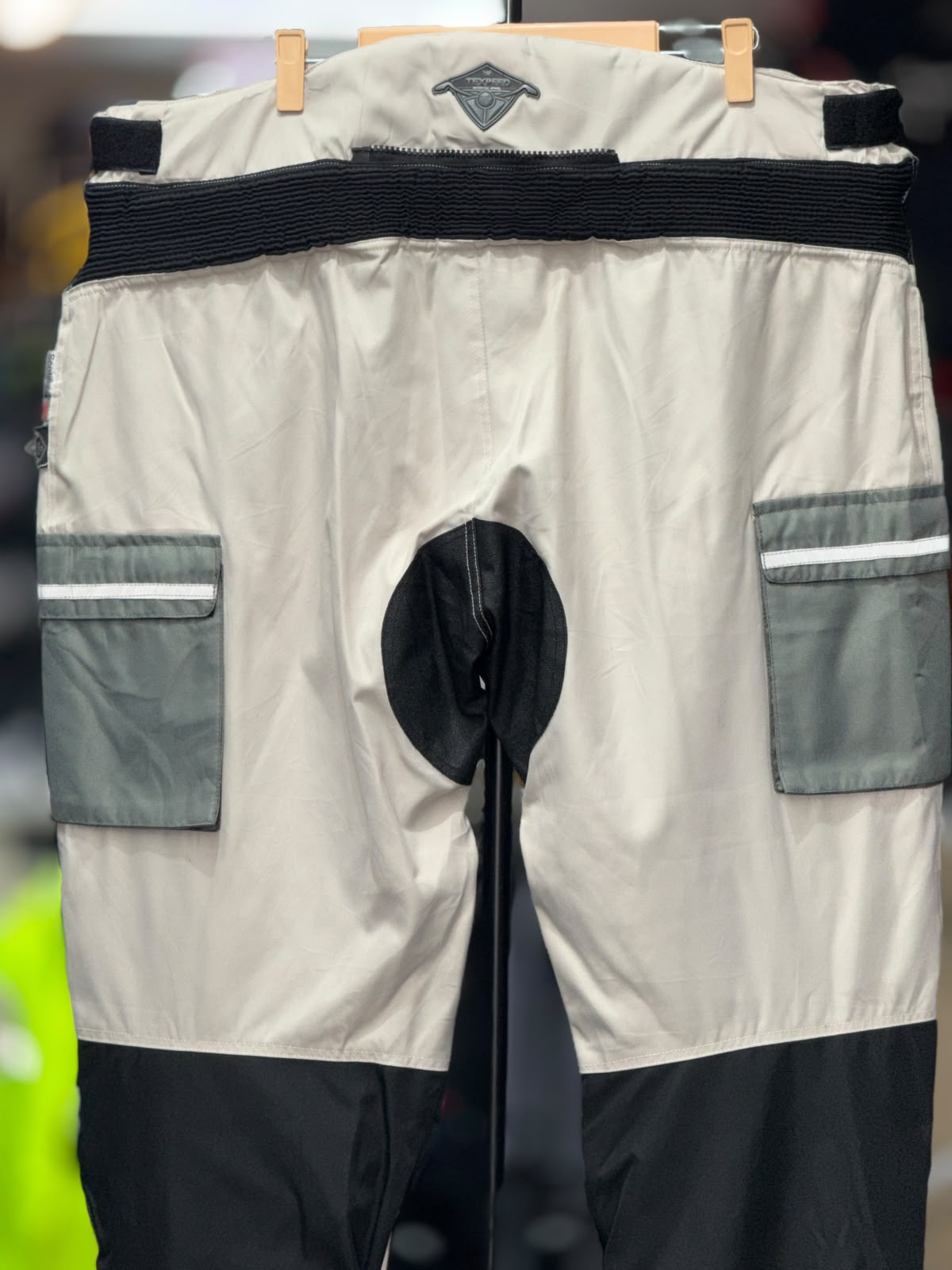 TEXPED TOURING RIDING PANT WITH LEVEL 2 PROTECTION SIZE 44 WAIST - Image 3
