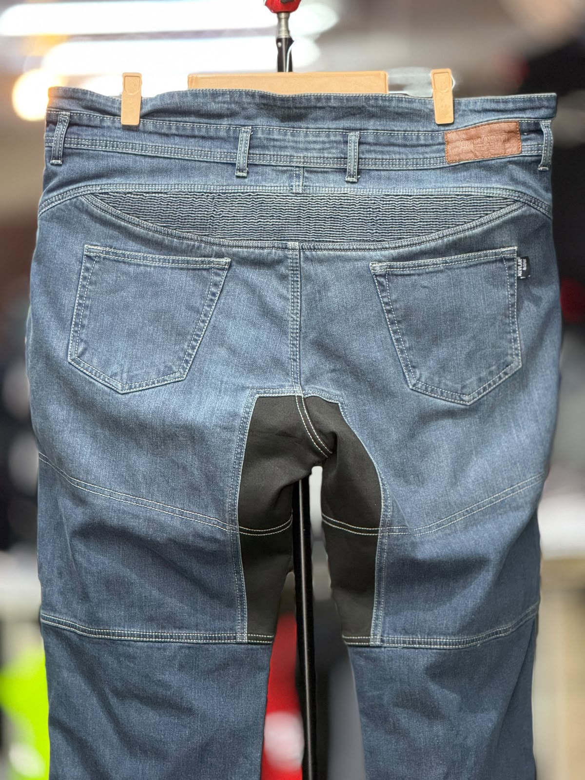 TRILOBITE DENIM RIDING PANT WITH LEVEL 2 PROTECTION SIZE 44 WAIST - Image 2