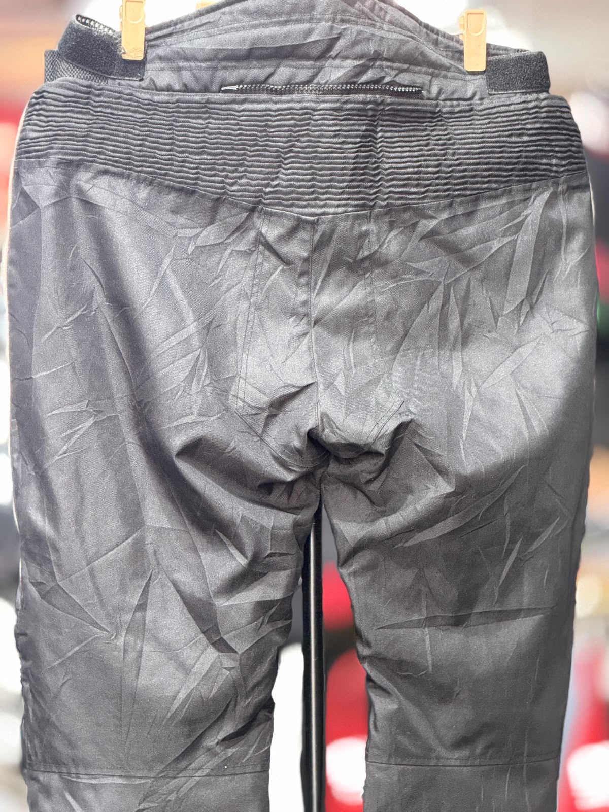 MQP TOURING RIDING PANT WITH LEVEL 2 PROTECTION SIZE 40 WAIST - Image 2