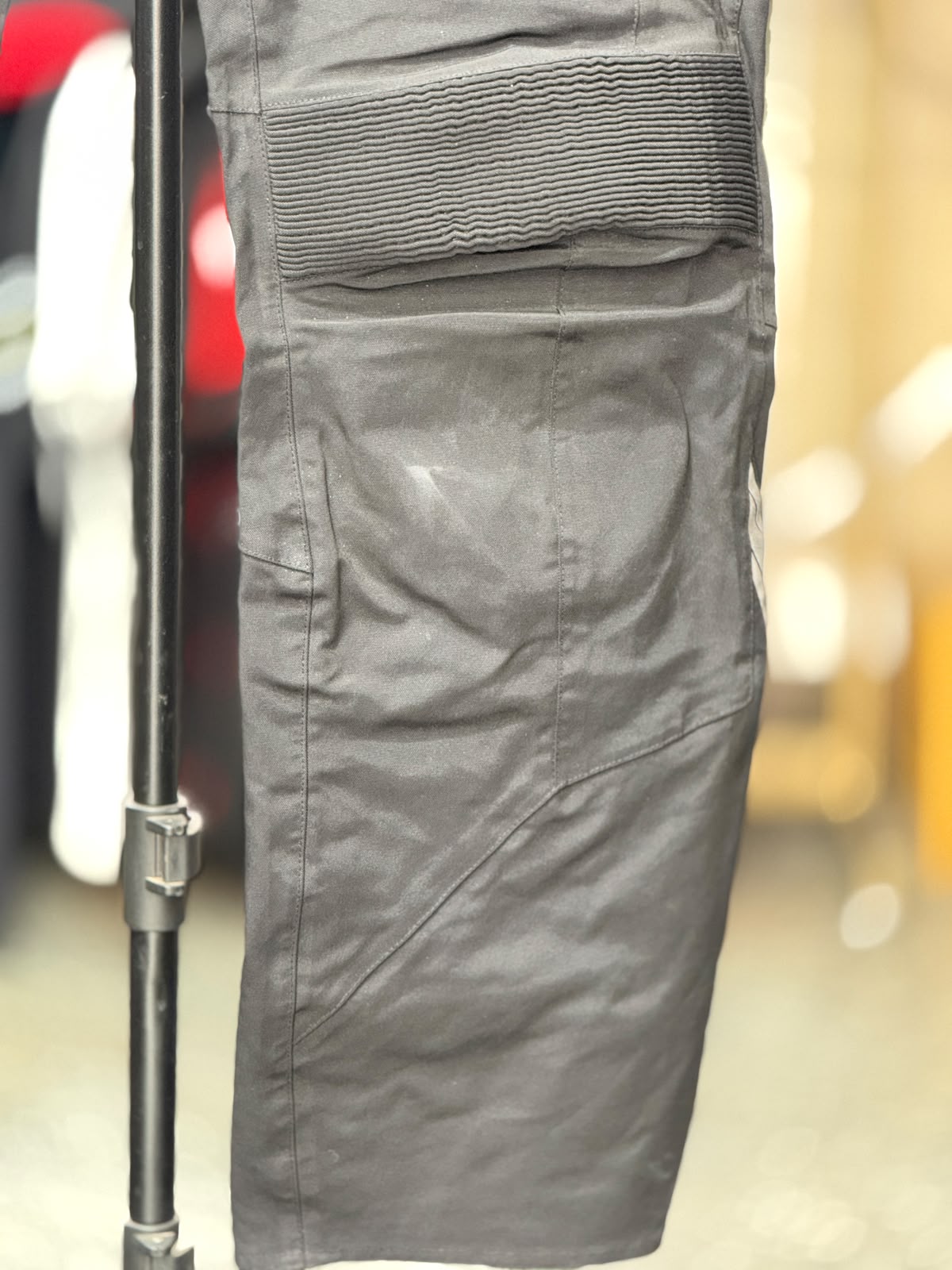 IXS TOURING RIDING PANT WITH LEVEL 2 PROTECTION SIZE 42 WAIST - Image 5
