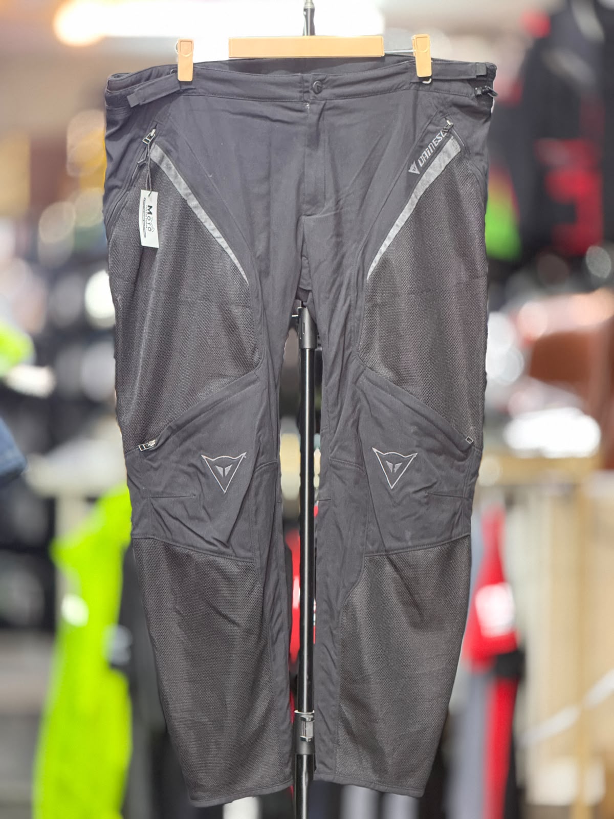 DAINESE SPR MESH RIDING PANT WITH LEVEL 2 PROTECTION SIZE 40- 42 WAIST