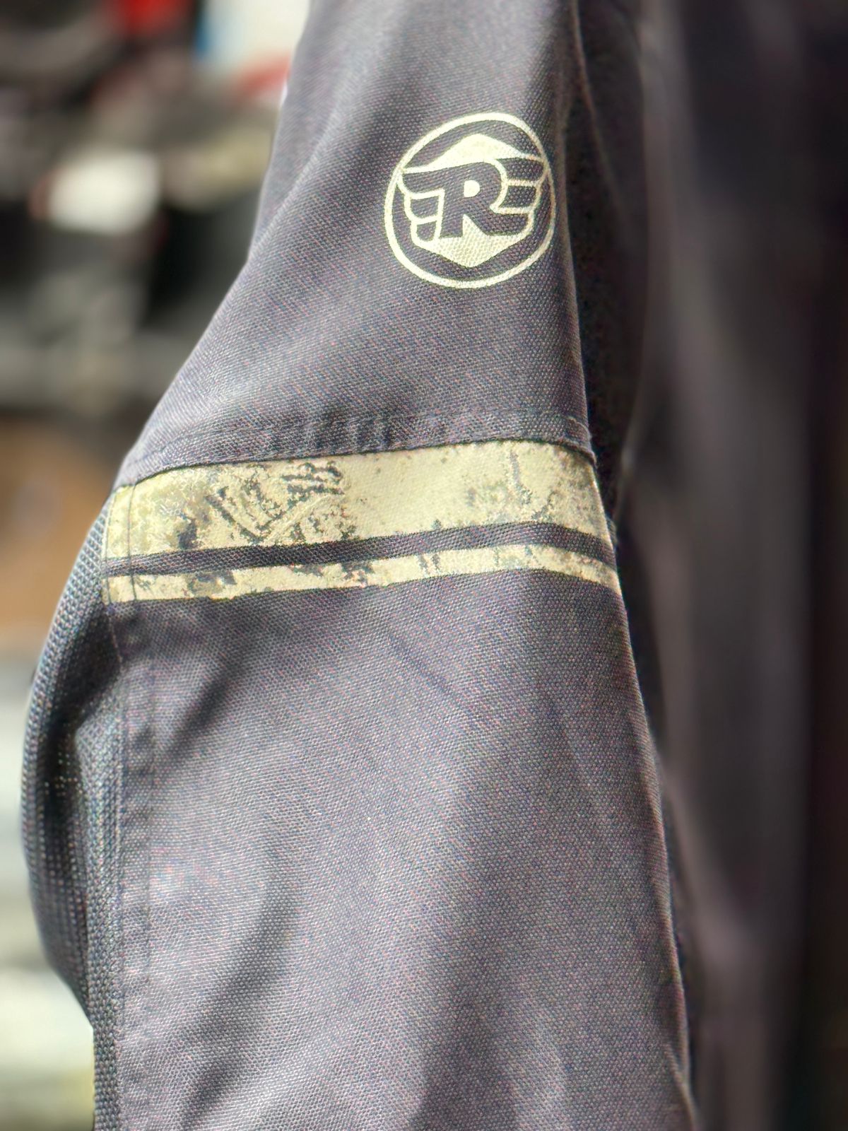 ROYAL ENFIELD MESH RIDING JACKET WITH LEVEL 2 PROTCTION SIZE XL 44 chest - Image 3