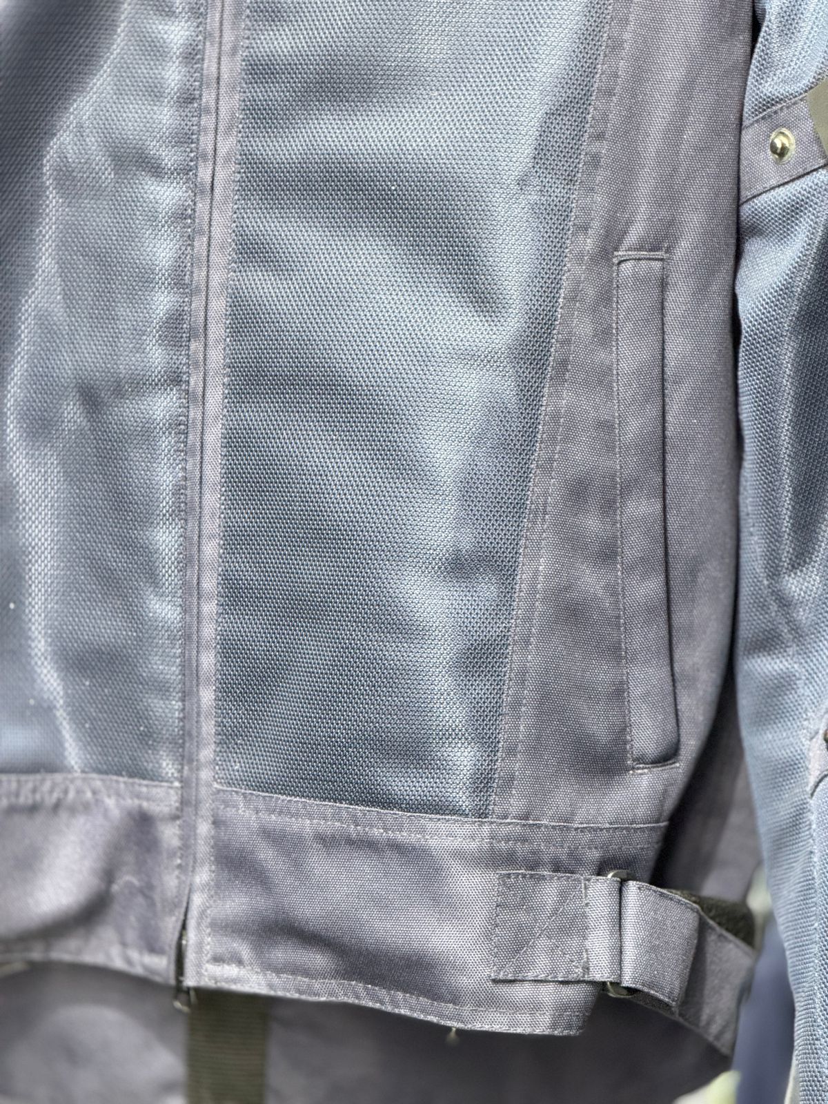 ROYAL ENFIELD MESH RIDING JACKET WITH LEVEL 2 PROTCTION SIZE XL 44 chest - Image 4