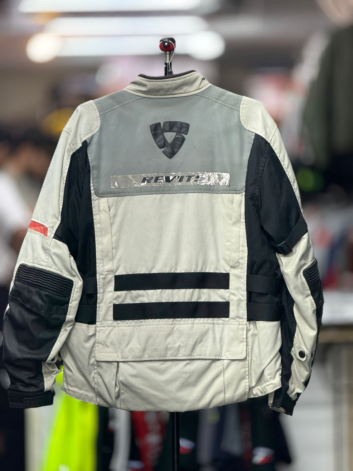 IXON TOURING RIDING JACKET WITH LEVEL 2 PROTCTION SIZE XL 44 chest - Image 2