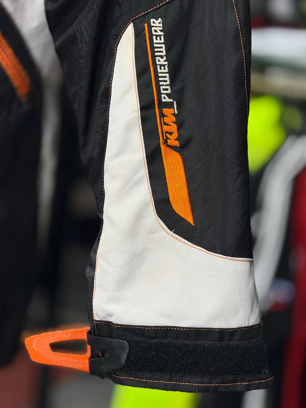 KTM TOURING RIDING JACKET WITH LEVEL 2 PROTCTION SIZE XL 44 chest - Image 4