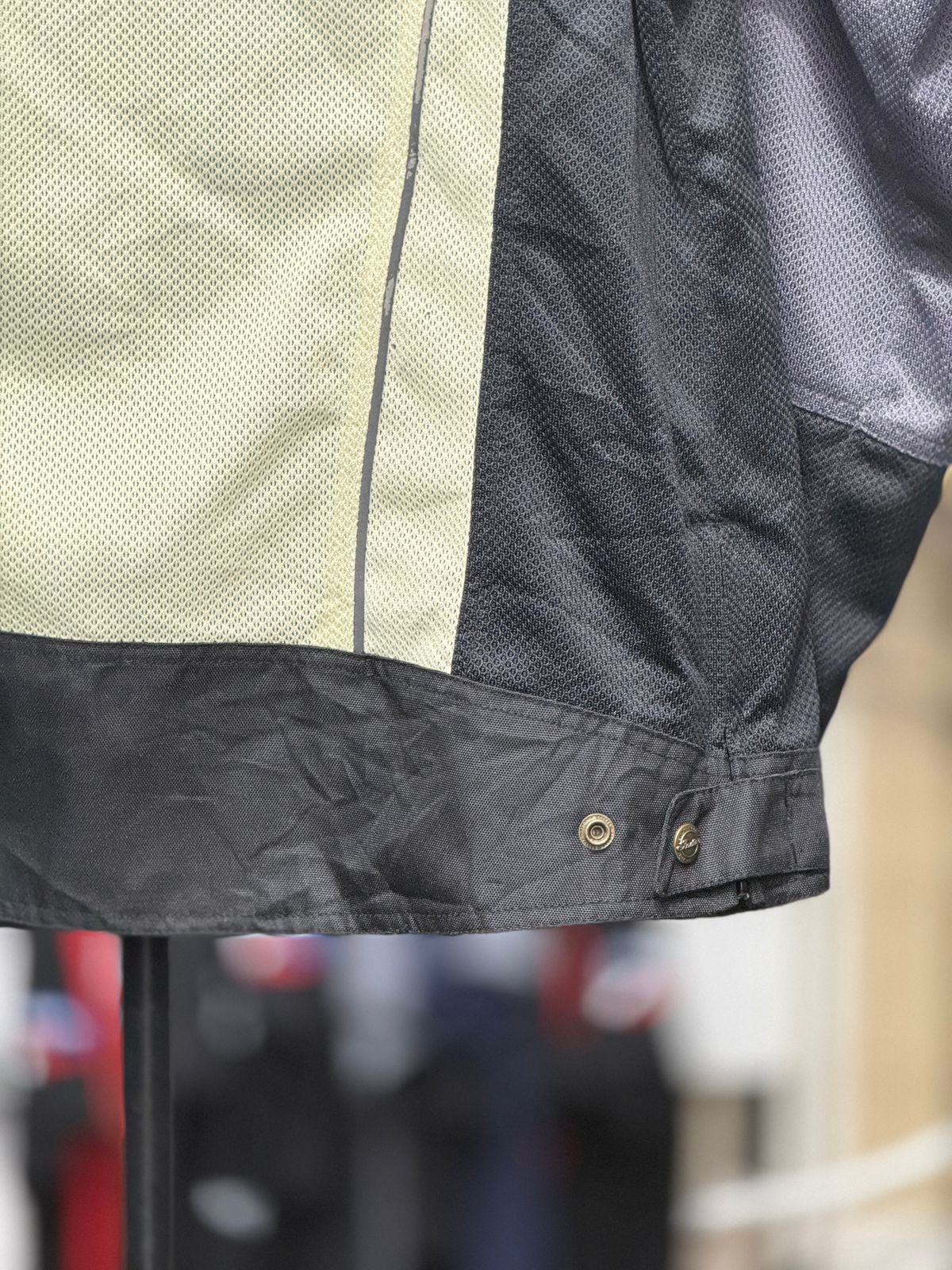 INDIAN MOTERCYCLE RIDING JACKET WITH LEVEL 2 PROTCTION SIZE XL 44 chest - Image 3
