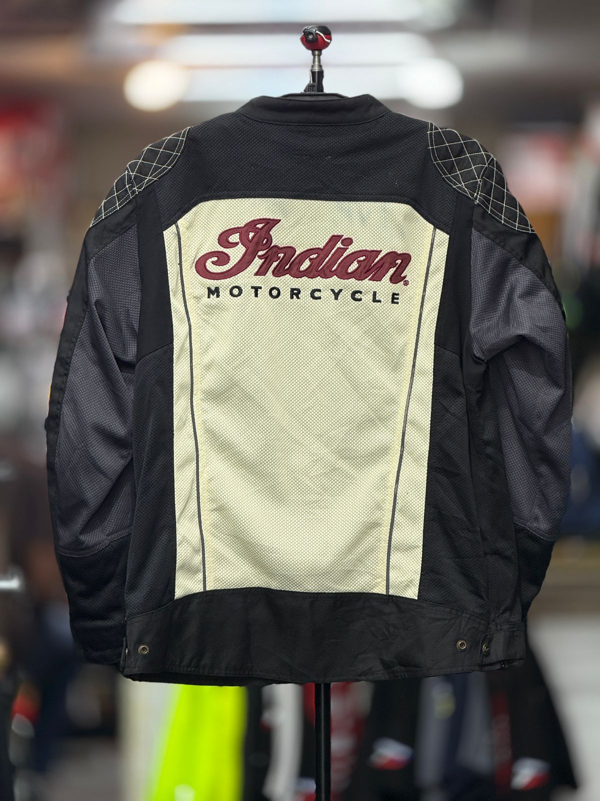INDIAN MOTERCYCLE RIDING JACKET WITH LEVEL 2 PROTCTION SIZE XL 44 chest - Image 2