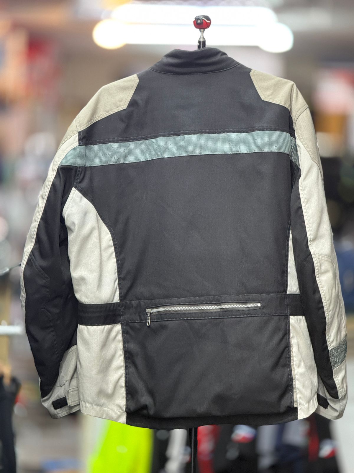 BMW MOTERRAD TOURING RIDING JACKET WITH LEVEL 2 PROTCTION SIZE XL 44 chest - Image 6