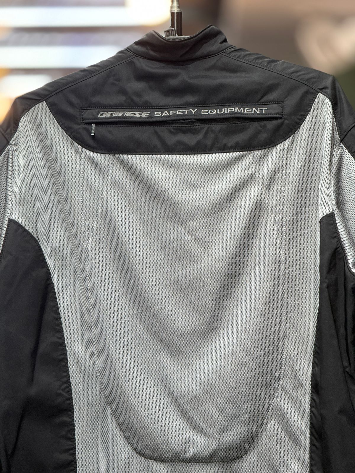 DAINESE MESH RIDING JACKET WITH LEVEL 2 PROTCTION SIZE XL 44 chest - Image 2