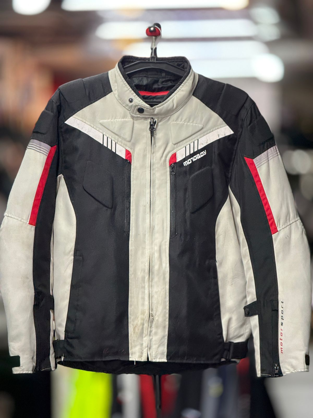 MOTODRY RIDING JACKET WITH LEVEL 2 PROTCTION SIZE XL 44 chest