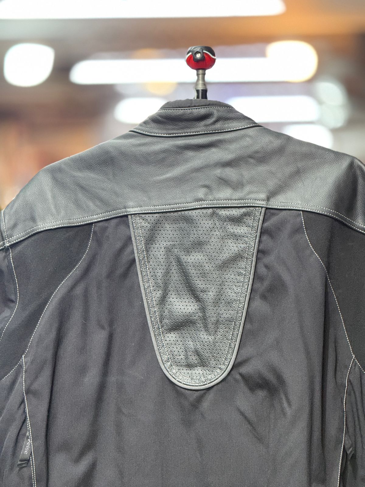 WEISE LEATHER PLUS MESH RIDING JACKET WITH LEVEL 2 PROTCTION SIZE XL 44 chest - Image 6