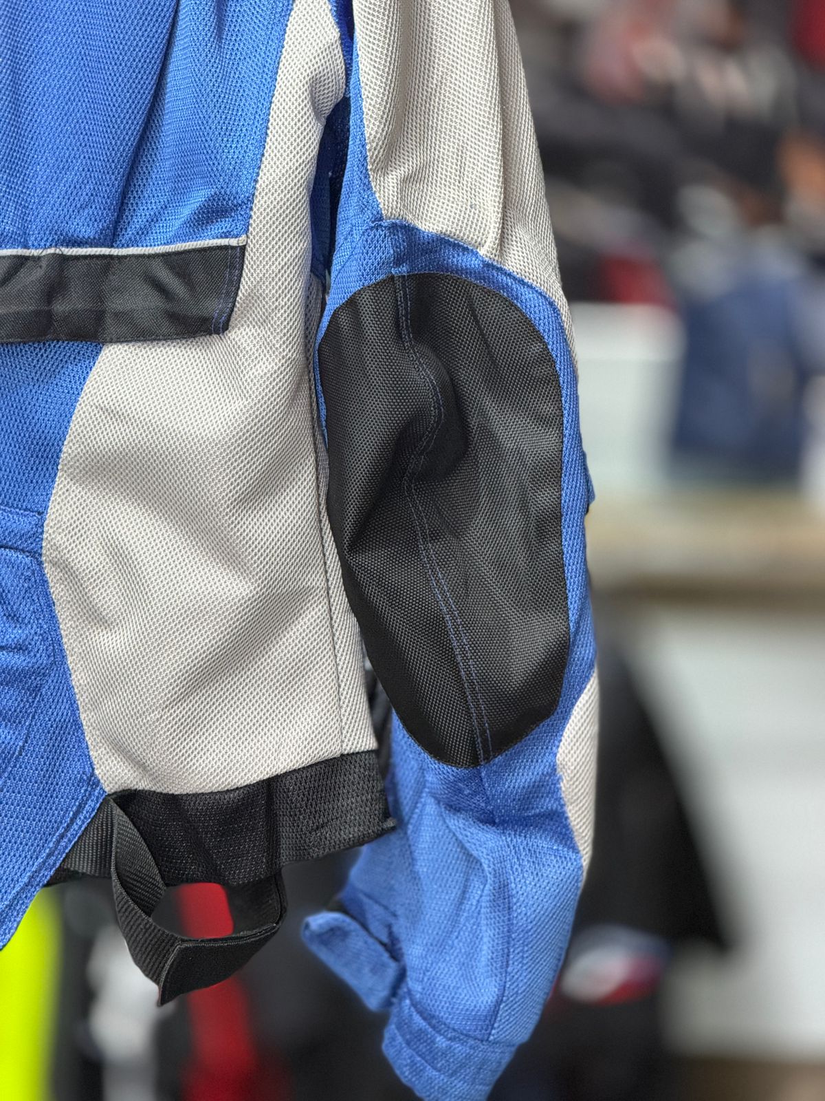 ARAI MESH RIDING JACKET WITH LEVEL 2 PROTCTION SIZE XL 44 chest - Image 2