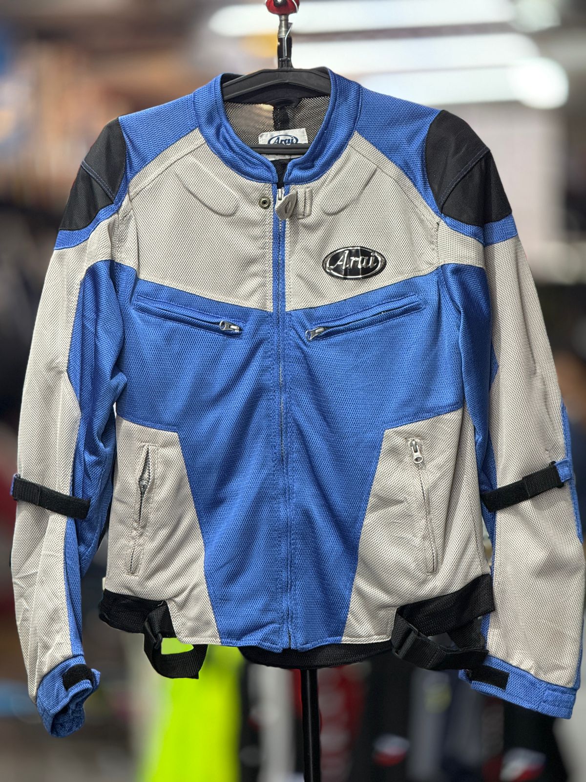 ARAI MESH RIDING JACKET WITH LEVEL 2 PROTCTION SIZE XL 44 chest