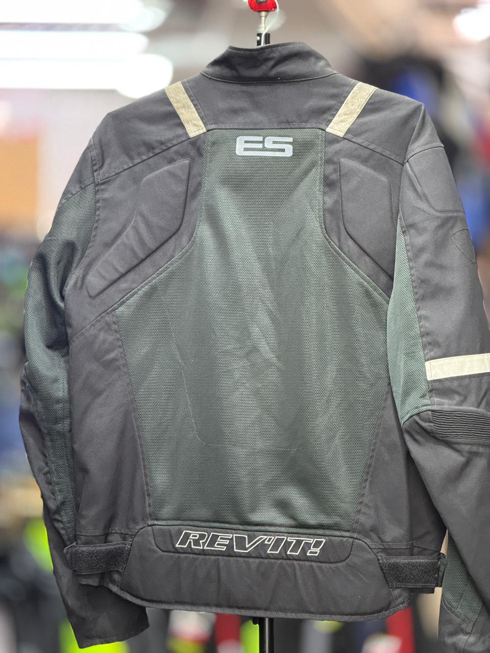 REVIT MESH RIDING JACKET WITH LEVEL 2 PROTCTION SIZE L 42 chest - Image 6
