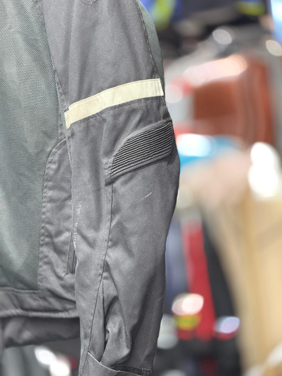 REVIT MESH RIDING JACKET WITH LEVEL 2 PROTCTION SIZE L 42 chest - Image 4