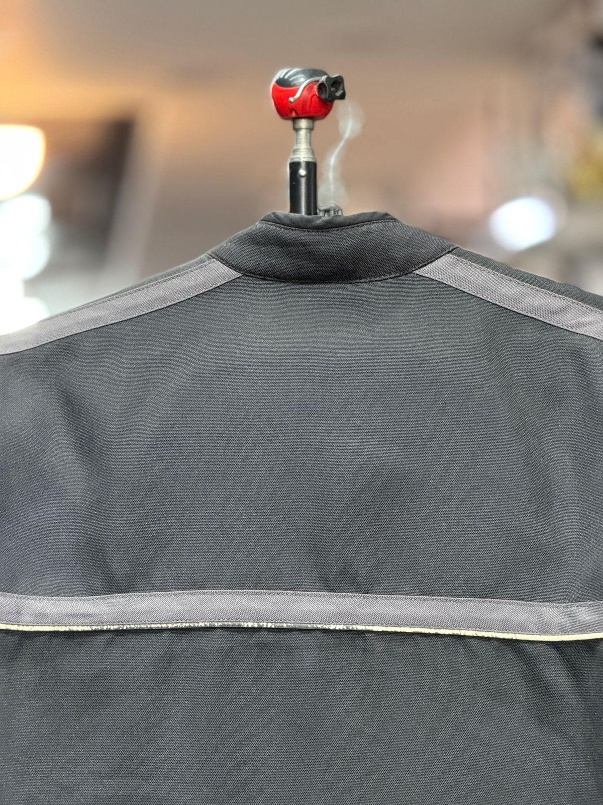 ALPINESTAR RIDING JACKET WITH LEVEL 2 PROTCTION SIZE L 42 chest - Image 2