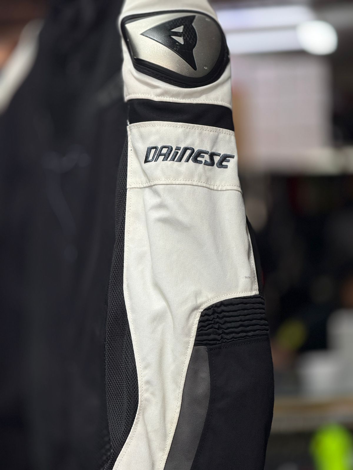 DAINESE SPR RIDING JACKET WITH LEVEL 2 PROTCTION SIZE L 42 chest - Image 5