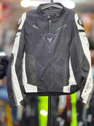 DAINESE SPR RIDING JACKET WITH LEVEL 2 PROTCTION SIZE L 42 chest