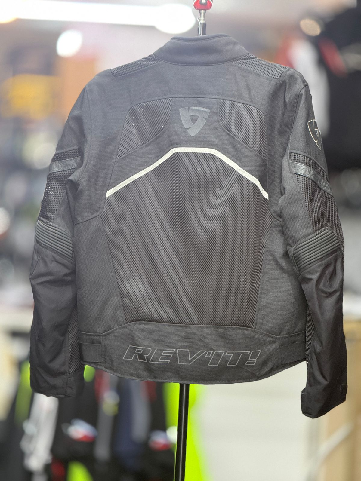REVIT RIDING JACKET WITH LEVEL 2 PROTECTION SIZE M 40 CHEST - Image 3