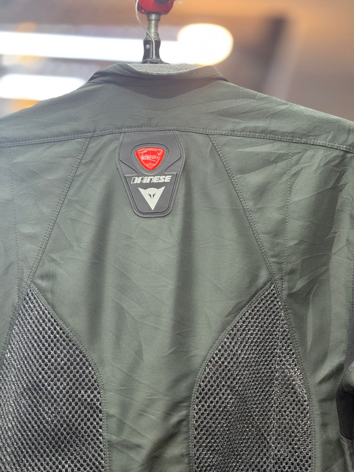 DAINESE MESH RIDING JACKET WITH LEVEL 2 PROTECTION SIZE M 40 CHEST - Image 2