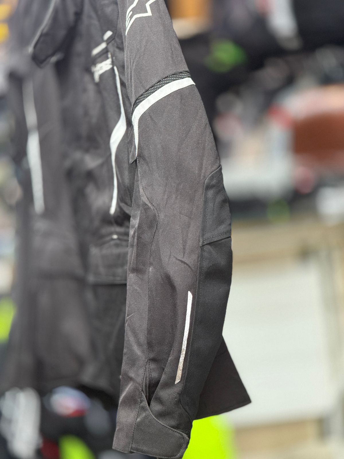 ALPINESTAR TOURING RIDING JACKET WITH LEVEL 2 PROTECTION SIZE M 40 CHEST - Image 5