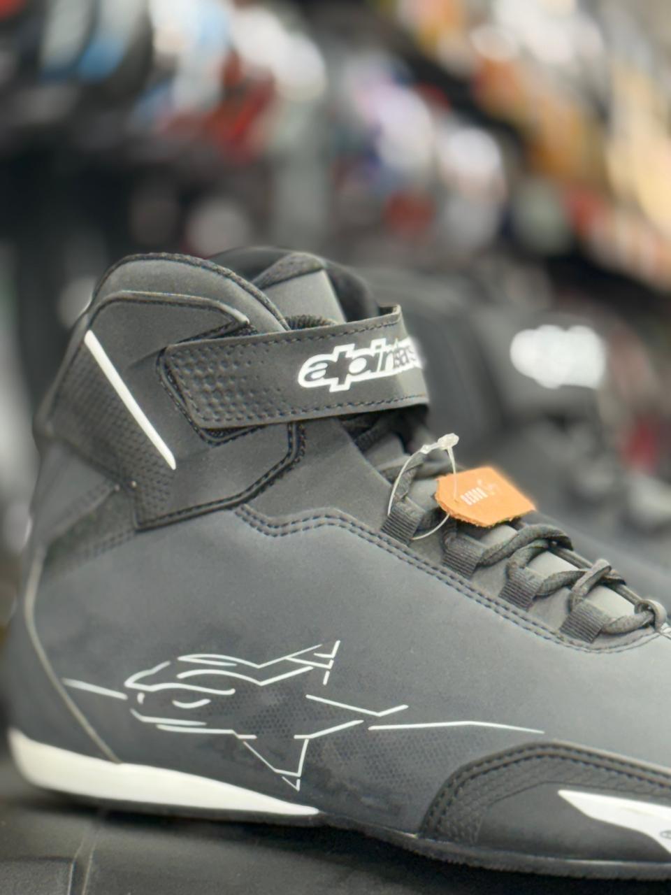 ALPINESTARS SEKTOR BLACK WHITE SHOES - Image 6