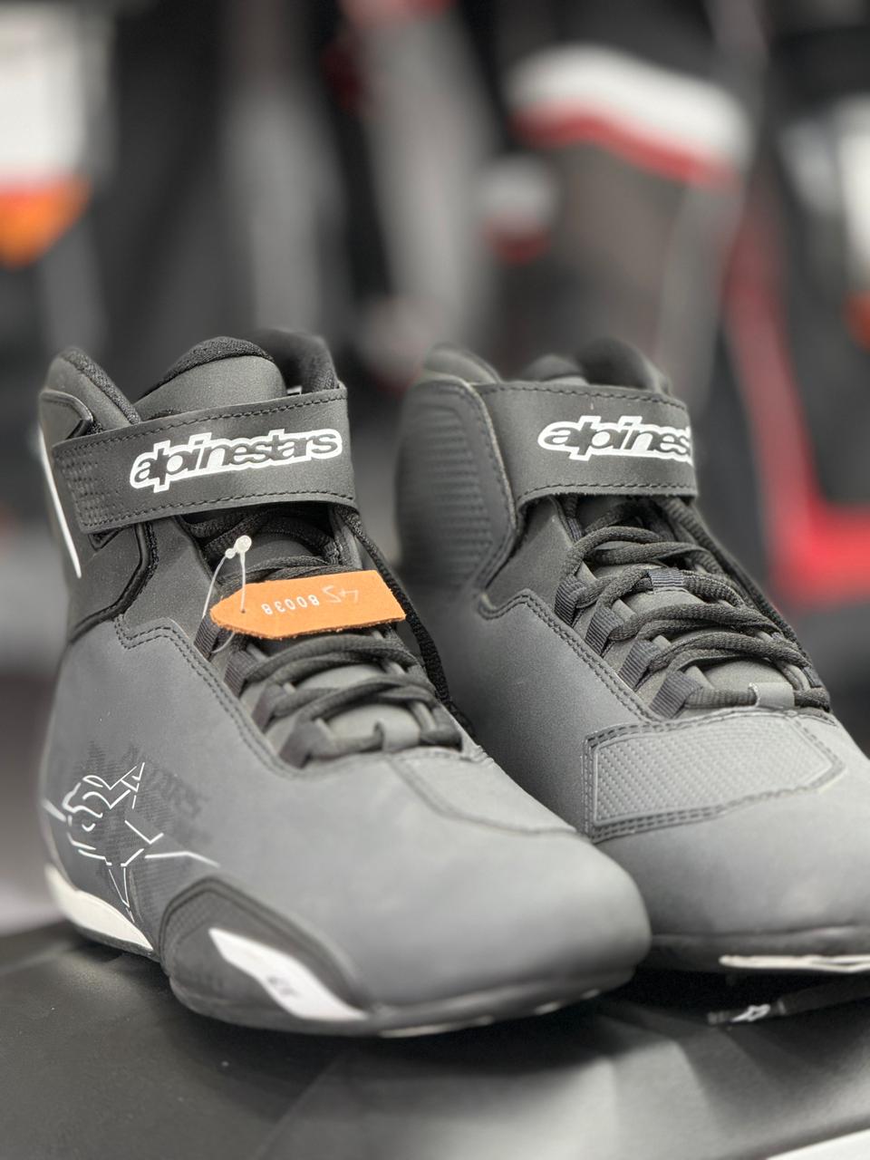 ALPINESTARS SEKTOR BLACK WHITE SHOES - Image 4