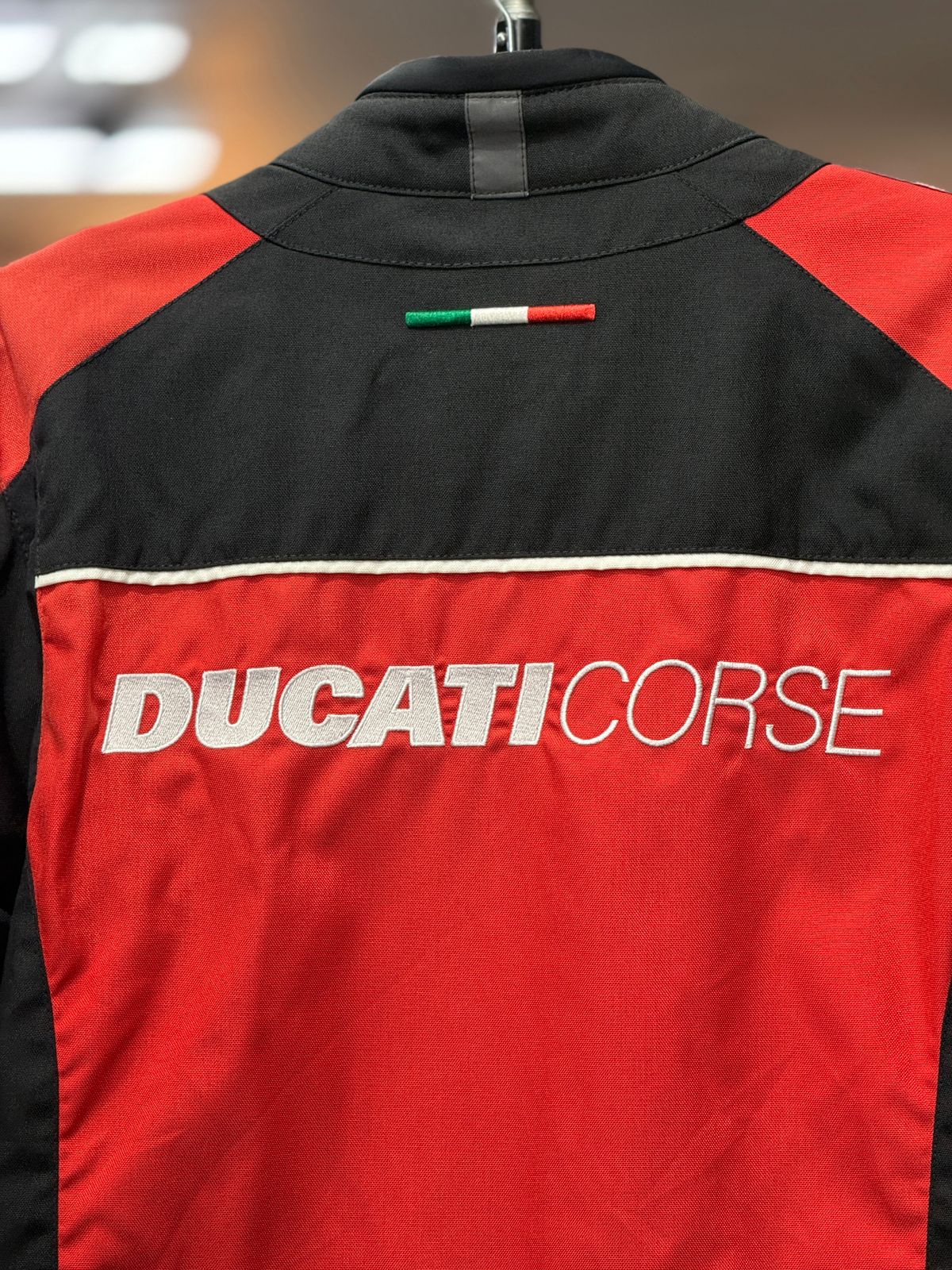 DUCATI CORSE RIDING JACKET WITH LEVEL 2 PROTECTION LEVEL 2 SIZE M CHEST 40 - Image 6