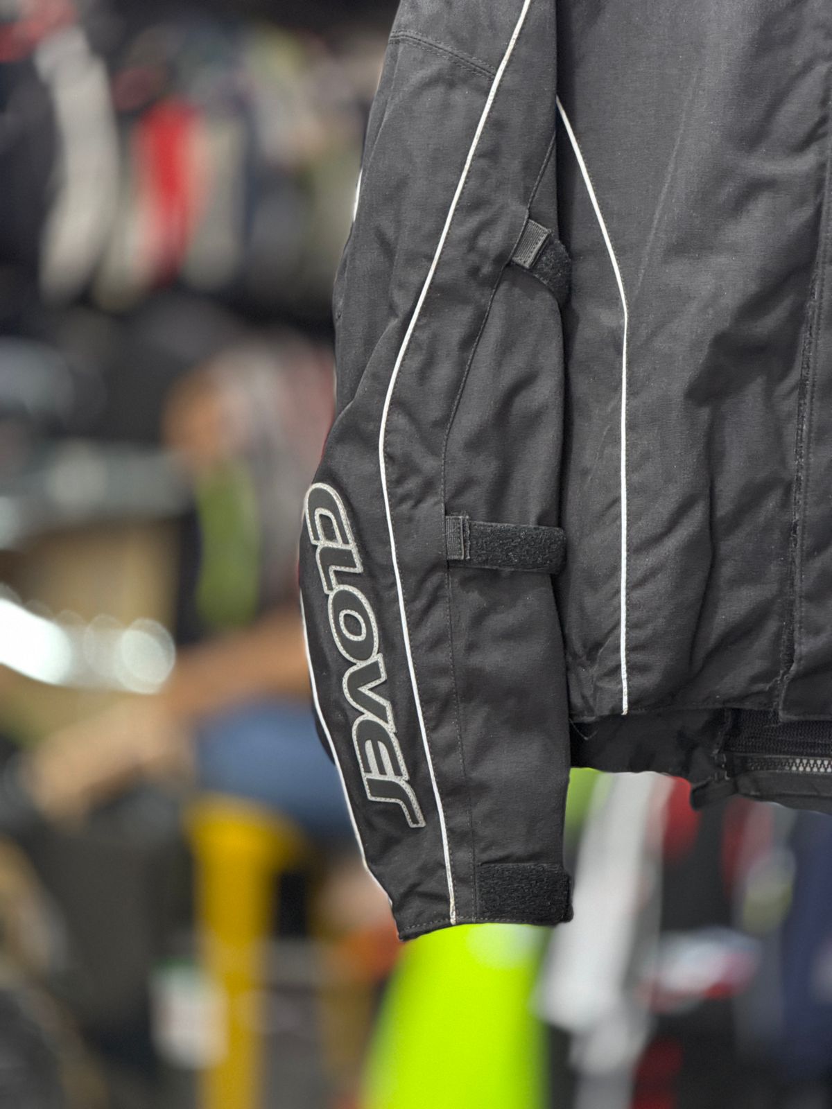 CLOVER RIDING JACKET WITH LEVEL 2 PROTECTION LEVEL 2 SIZE M CHEST 40 - Image 4