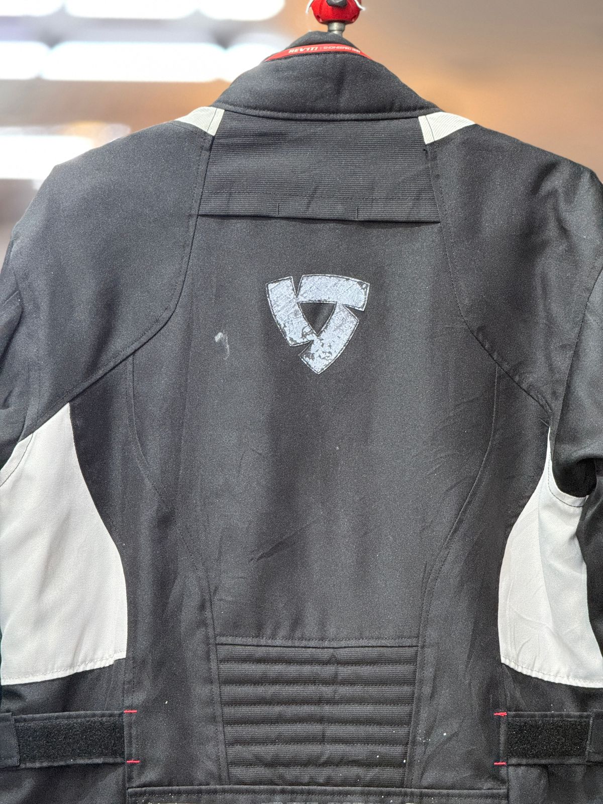 REVIT TOURING RIDING JACKET WITH LEVEL 2 PROTECTION LEVEL 2 SIZE M CHEST 40 - Image 2
