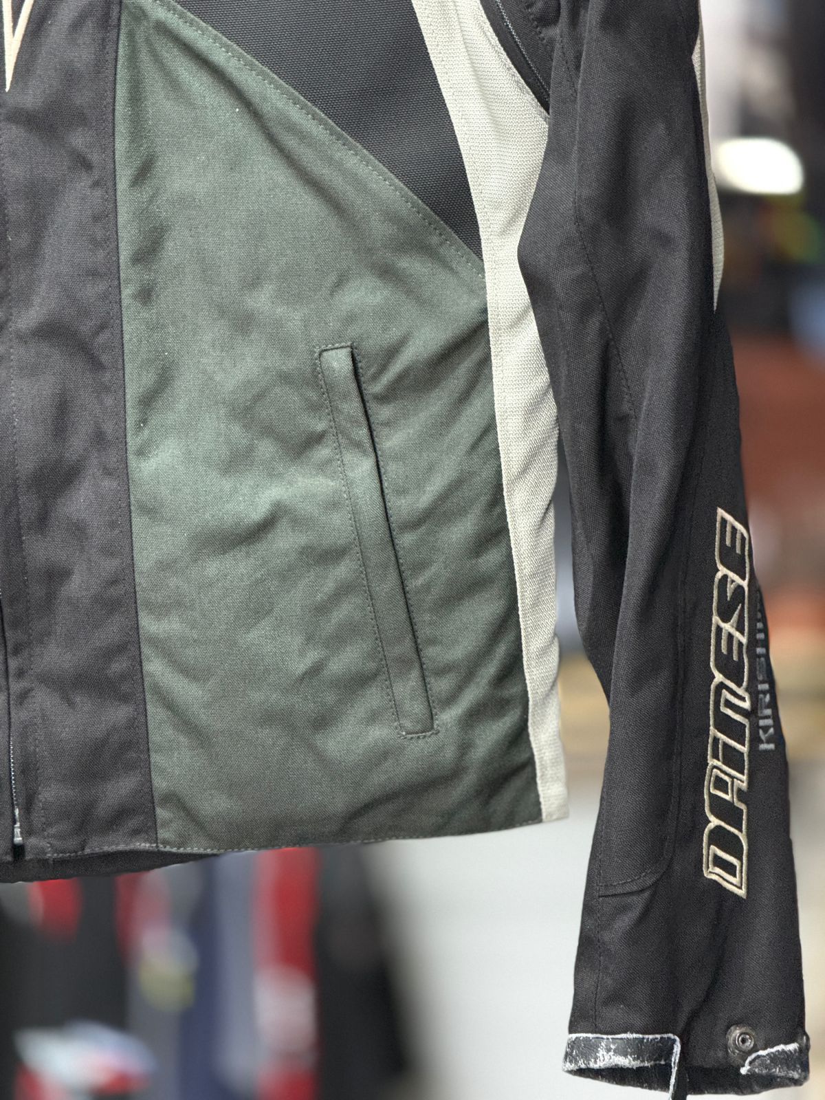 DAINESE RIDING JACKET WITH LEVEL 2 PROTECTION LEVEL 2 SIZE M CHEST 40 - Image 6