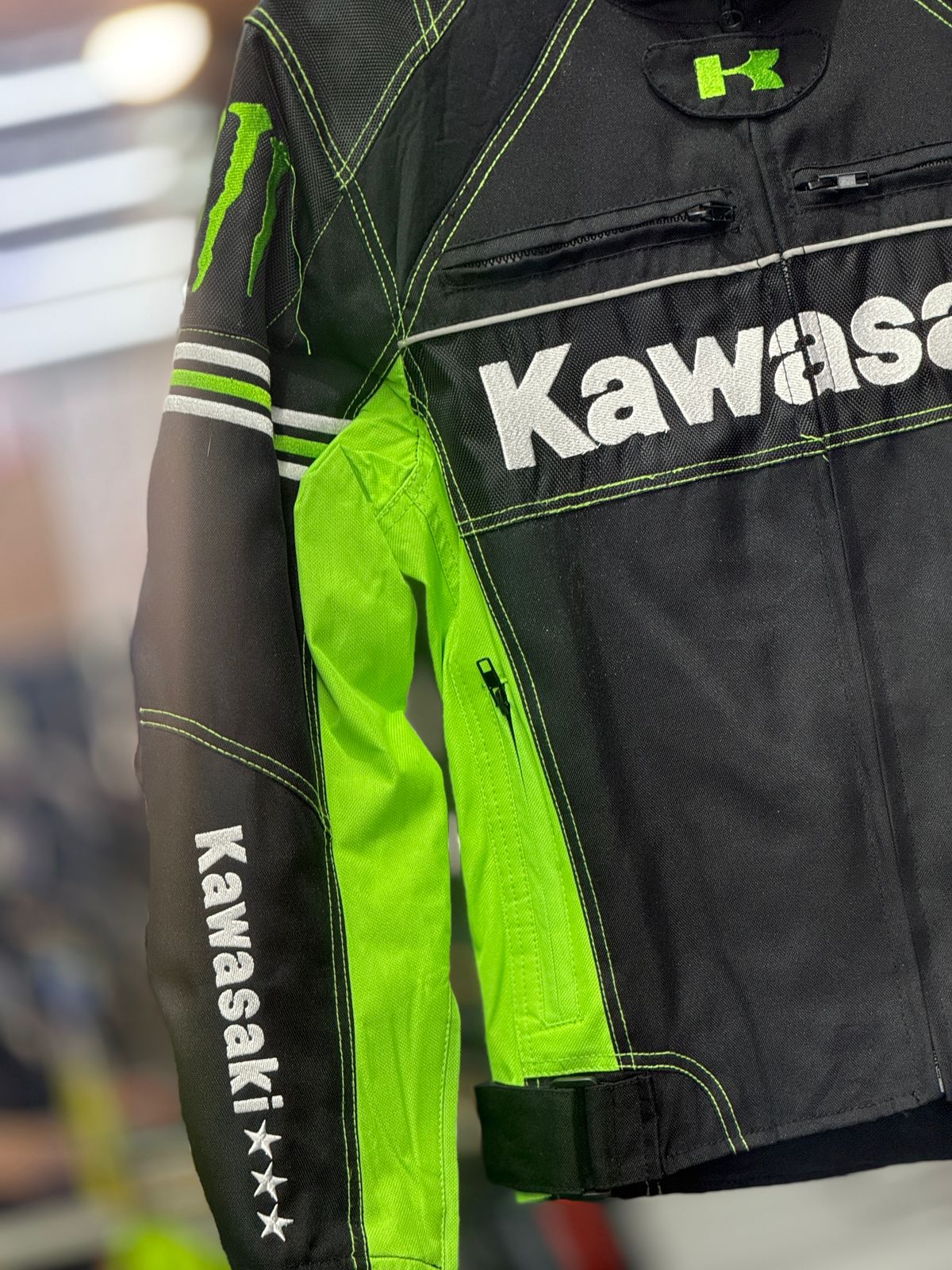 KAWASAKI MONSTER RIDING JACKET WITH LEVEL 2 PROTECTION LEVEL 2 SIZE M CHEST 40 - Image 5