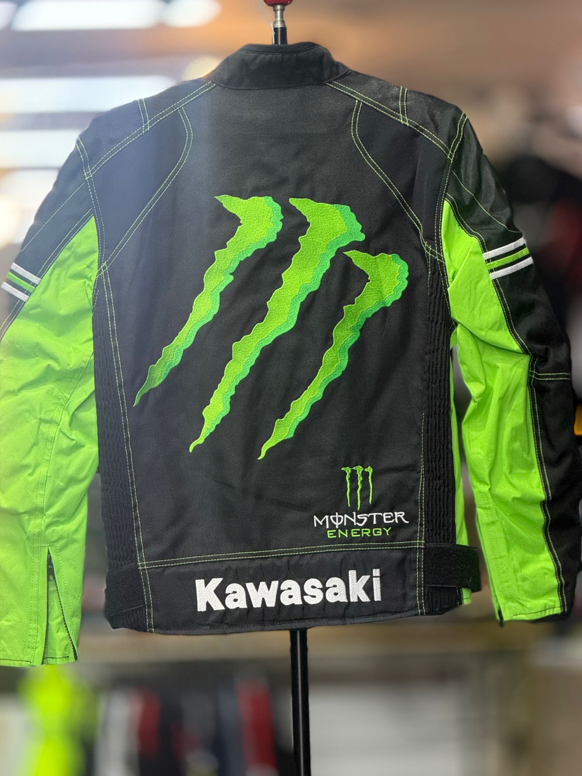 KAWASAKI MONSTER RIDING JACKET WITH LEVEL 2 PROTECTION LEVEL 2 SIZE M CHEST 40 - Image 7