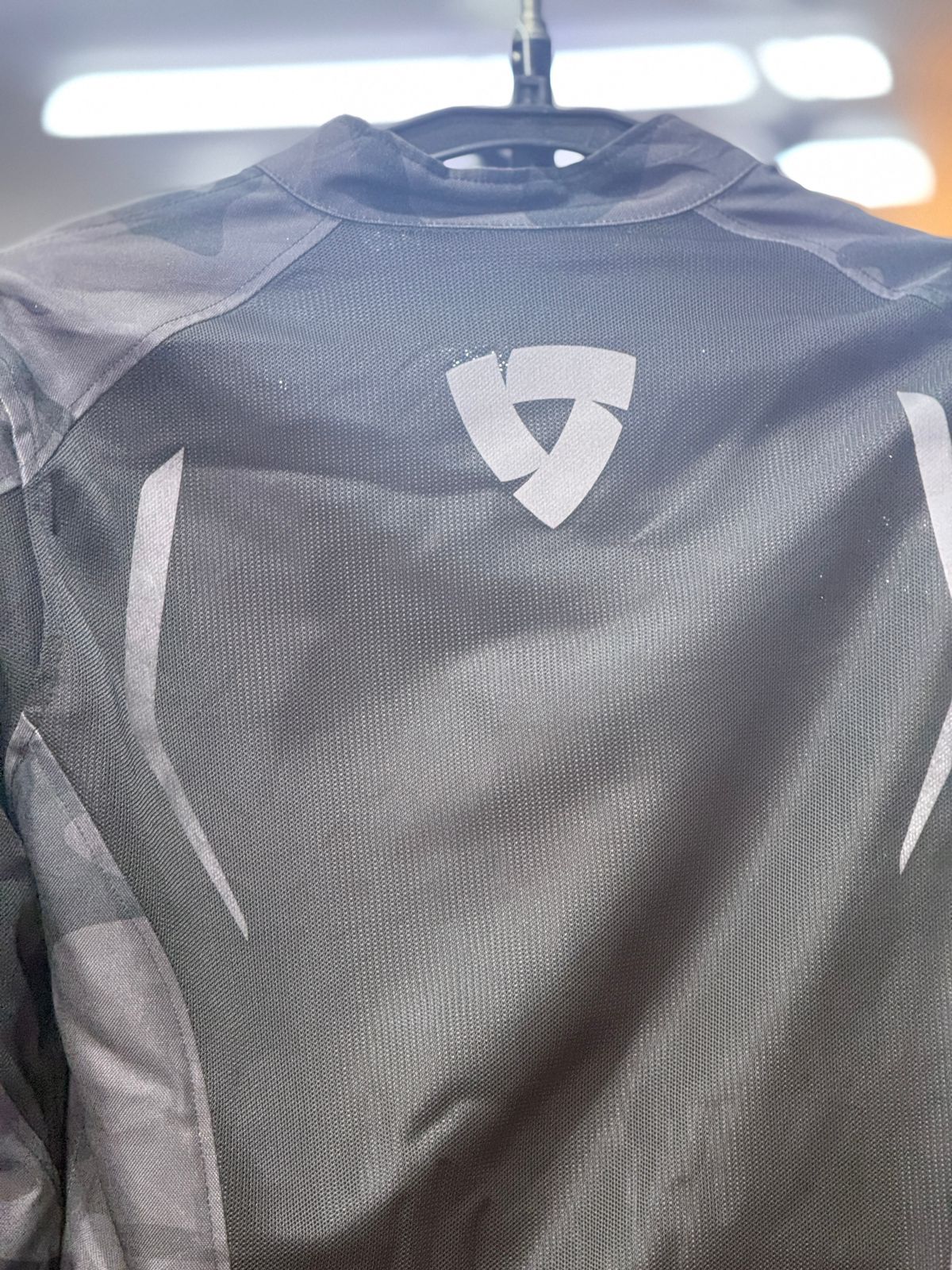 REVIT MESH RIDING JACKET WITH LEVEL 2 PROTECTION LEVEL 2 SIZE M CHEST 40 - Image 3