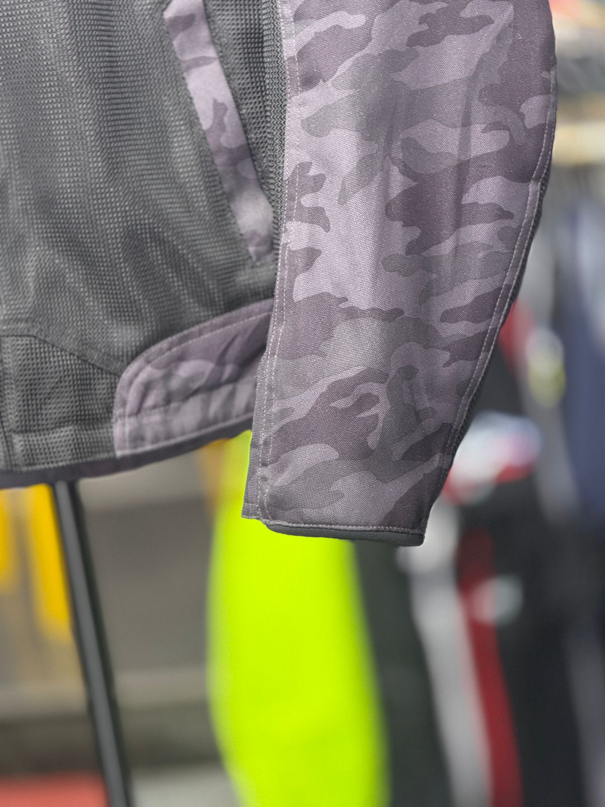 ALPINESTAR RIDING JACKET WITH LEVEL 2 PROTECTION LEVEL 2 SIZE M CHEST 40 - Image 5