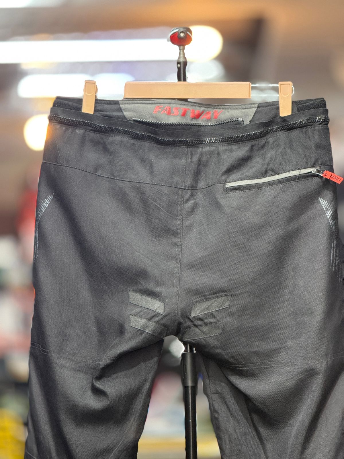 FASTWAY TOURING RIDING PANT WITH LEVEL 2 PROTECTION LEVEL 2 SIZE 36 WAIST - Image 6