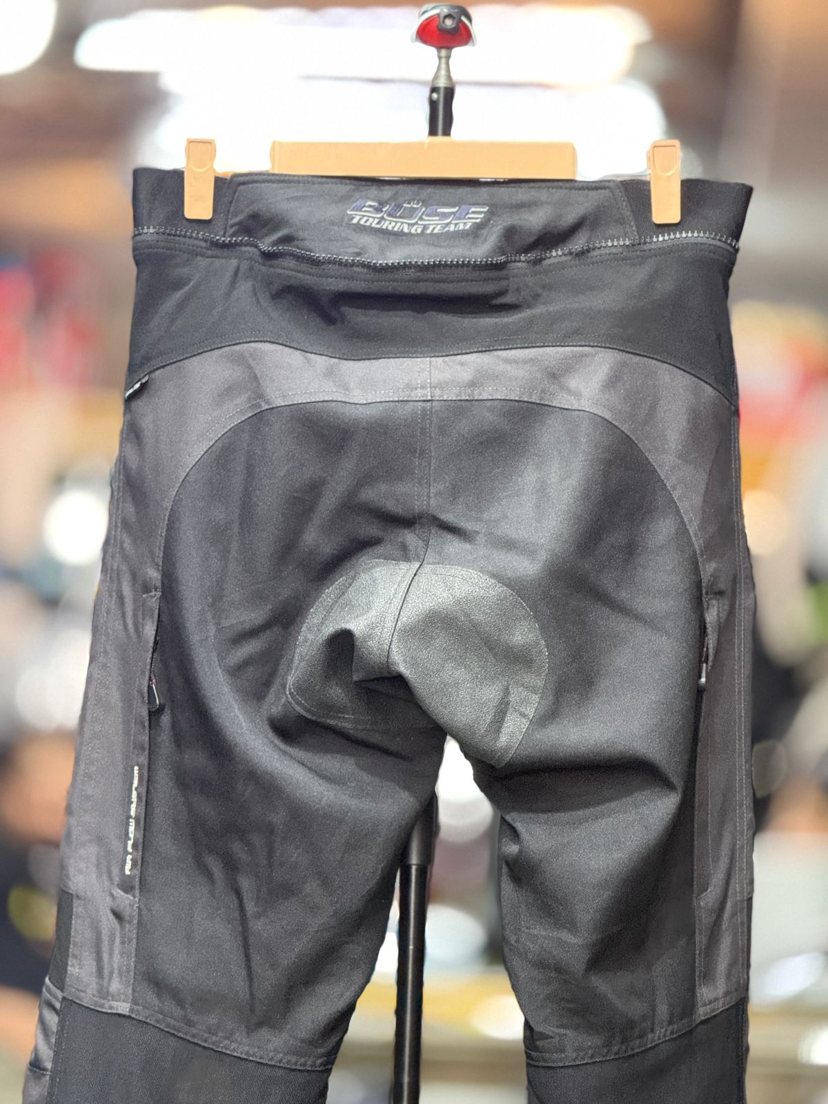 BUSE TOURING RIDING PANT WITH LEVEL 2 PROTECTION LEVEL 2 SIZE 32 WAIST - Image 7