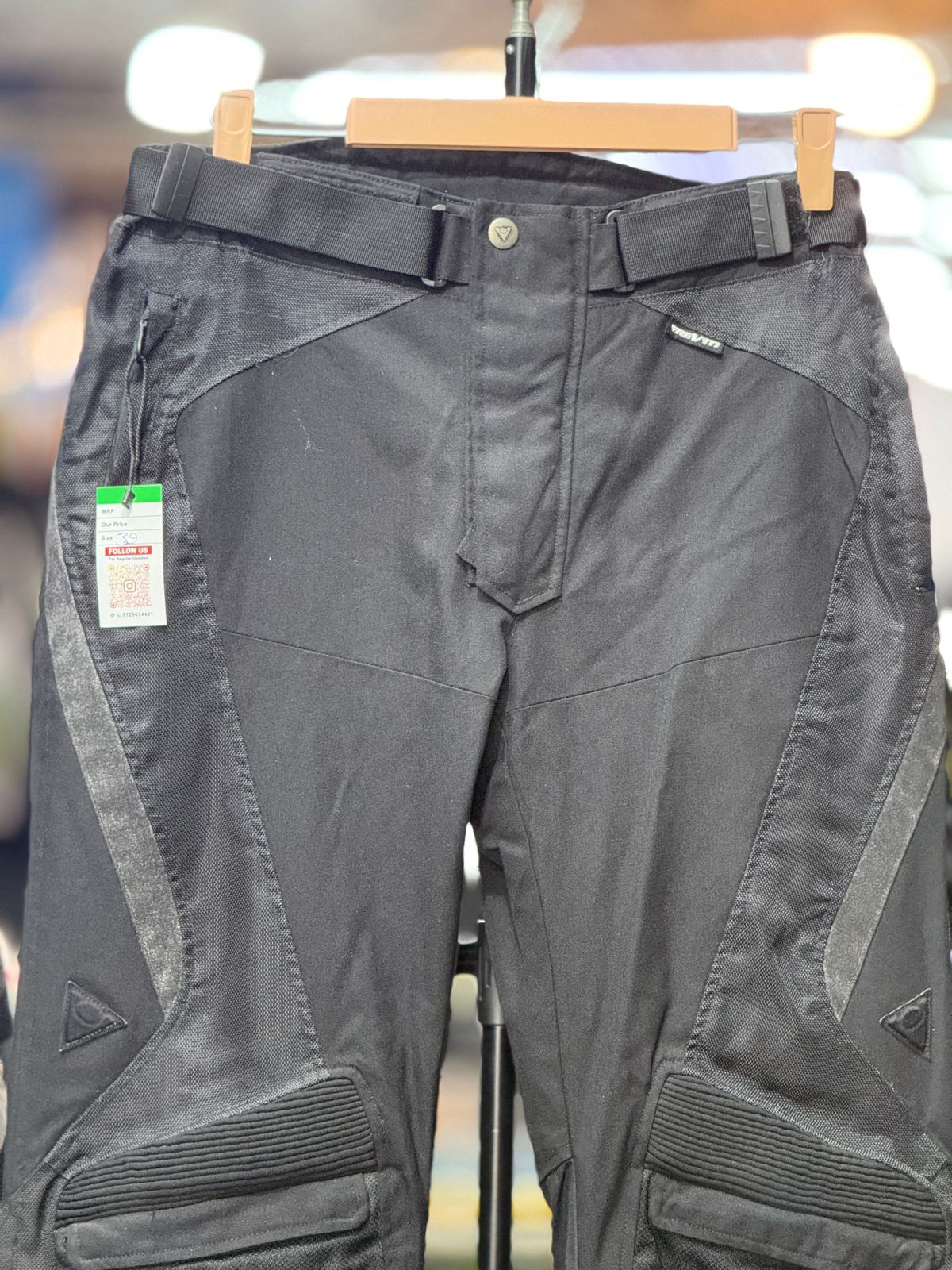 REVIT TOURING RIDING PANT WITH LEVEL 2 PROTECTION LEVEL 2 SIZE 32 WAIST - Image 2