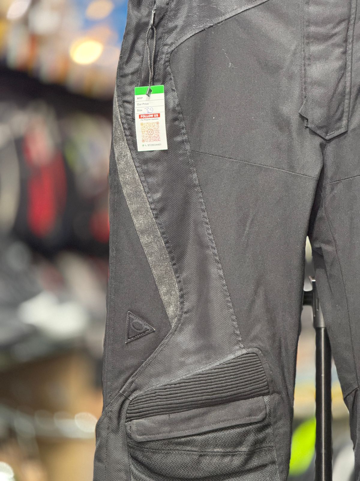 REVIT TOURING RIDING PANT WITH LEVEL 2 PROTECTION LEVEL 2 SIZE 32 WAIST - Image 4
