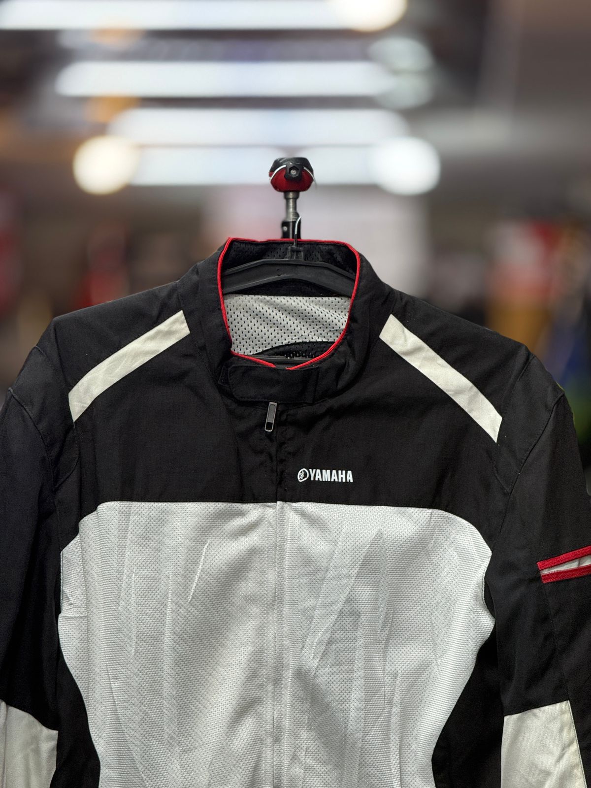 YAMAHA RIDING JACKET WITH LEVEL 2 PROTECTION LEVEL 2 SIZE XL CHEST 44 - Image 4