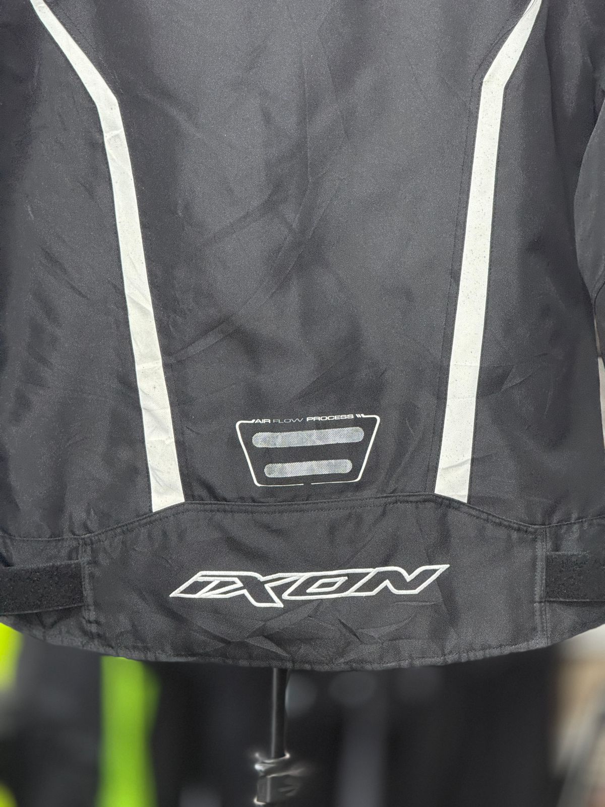 IXON RIDING JACKET WITH LEVEL 2 PROTECTION LEVEL 2 SIZE XL CHEST 44 - Image 7