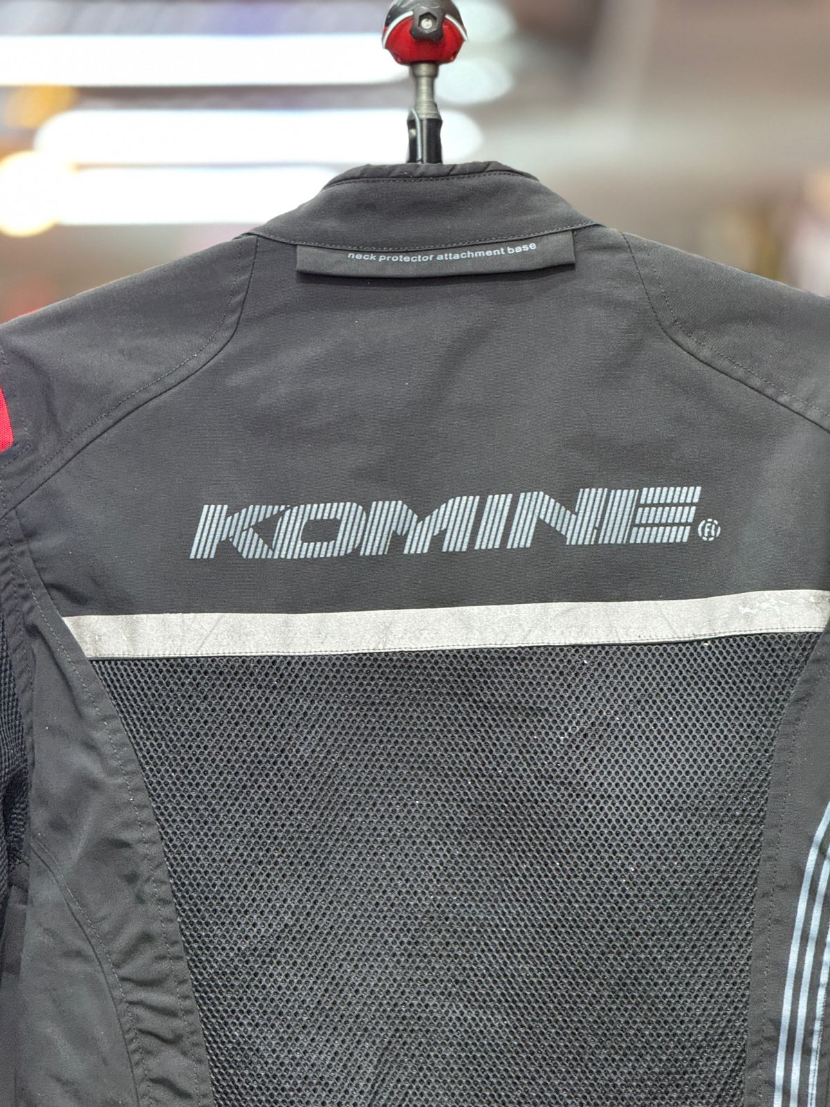 KOMINE MESH RIDING JACKET WITH LEVEL 2 PROTECTION LEVEL 2 SIZE M CHEST 38- 40 - Image 2