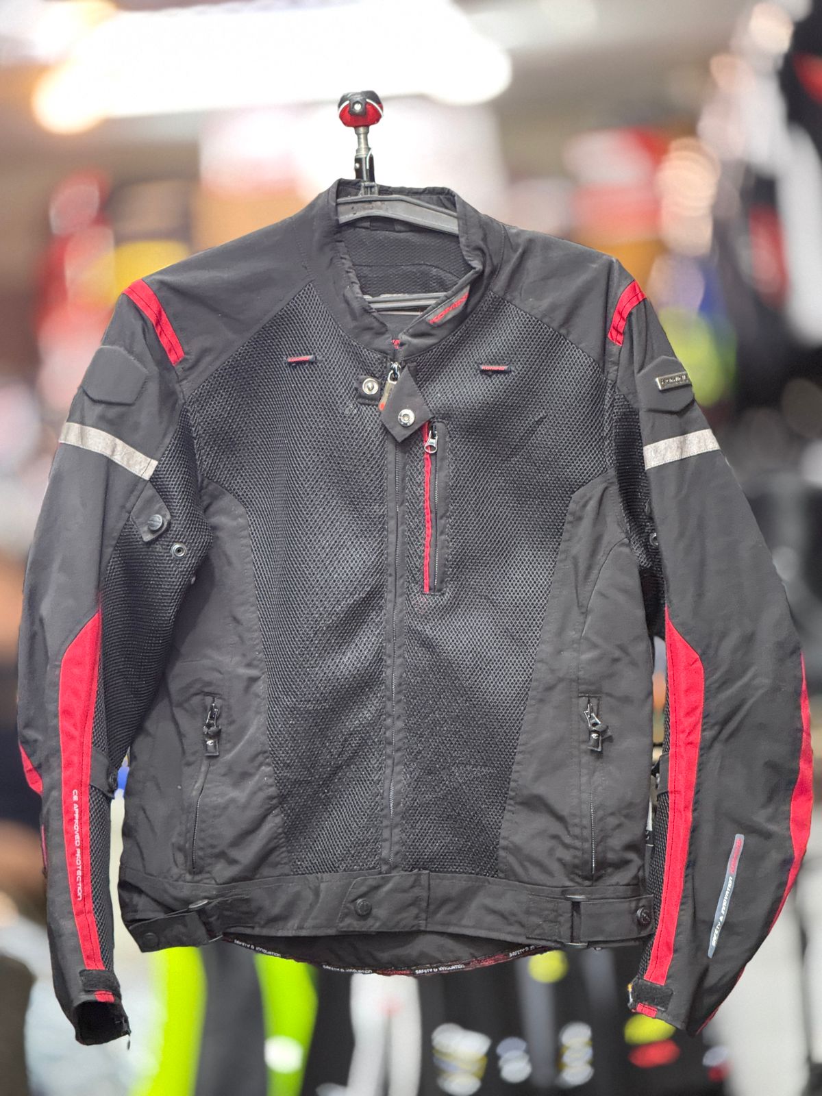 KOMINE MESH RIDING JACKET WITH LEVEL 2 PROTECTION LEVEL 2 SIZE M CHEST 38- 40