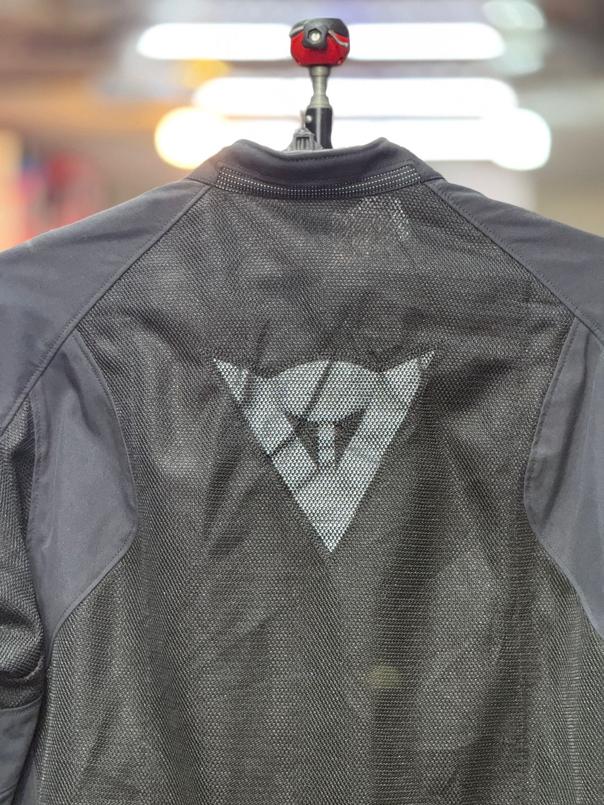 DAINESE MESH RIDING JACKET WITH LEVEL 2 PROTECTION LEVEL 2 SIZE M CHEST 40 - Image 2