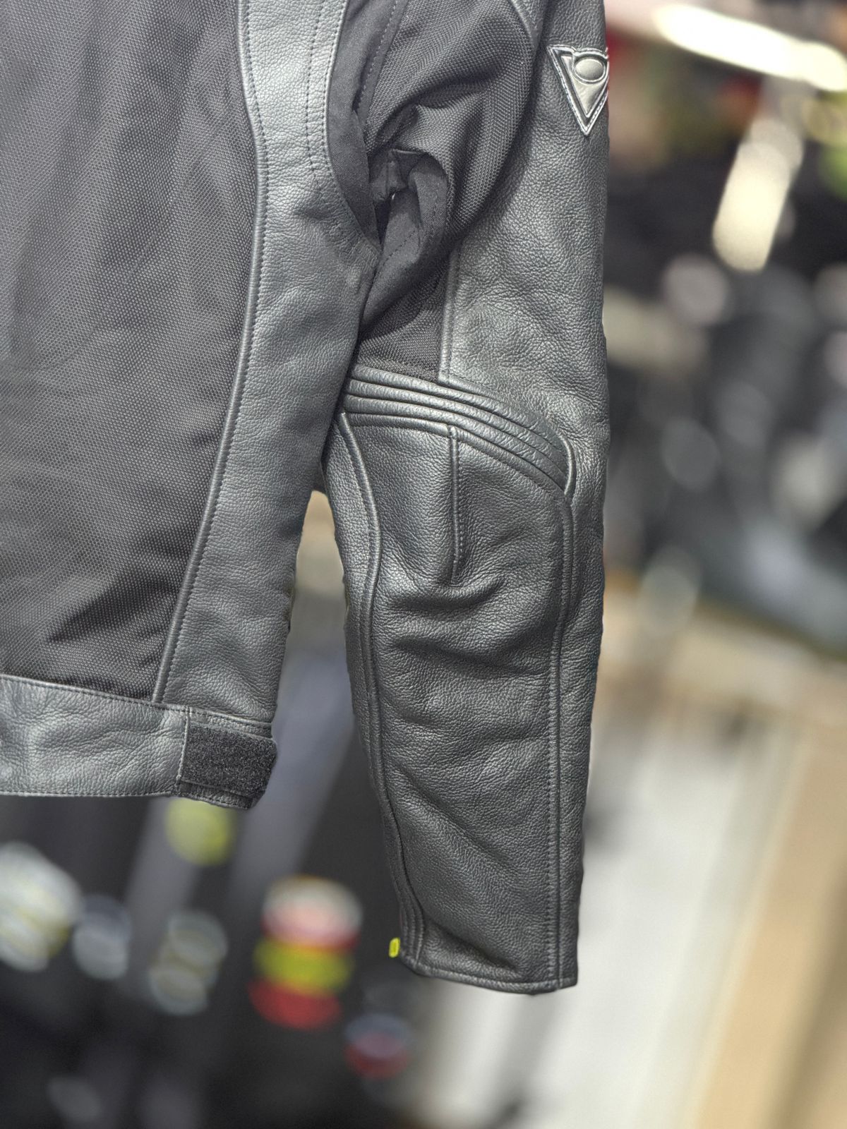 REVIT RIDING JACKET WITH LEVEL 2 PROTECTION LEVEL 2 SIZE M CHEST 38 - Image 2