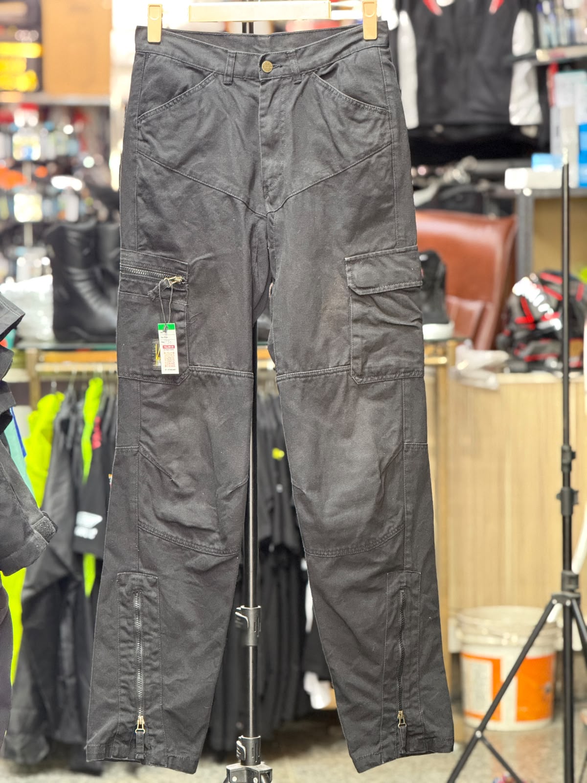 SPIDI RIDING PANT WITH LEVEL 2 PROTECTION SIZE 30 WAIST