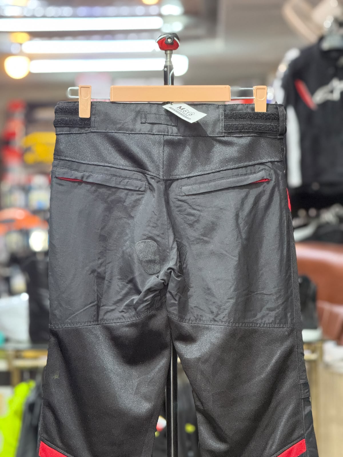 KOMINE RIDING PANT WITH LEVEL 2 PROTECTION SIZE 32 WAIST - Image 6